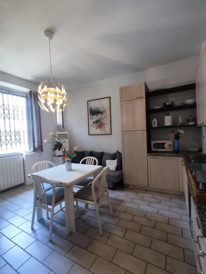 Isola Di Chinatown Bilocale Storico Nel Cuore Di Milano, Comfort E Stile Autentico Con 3 Letti Extra Large